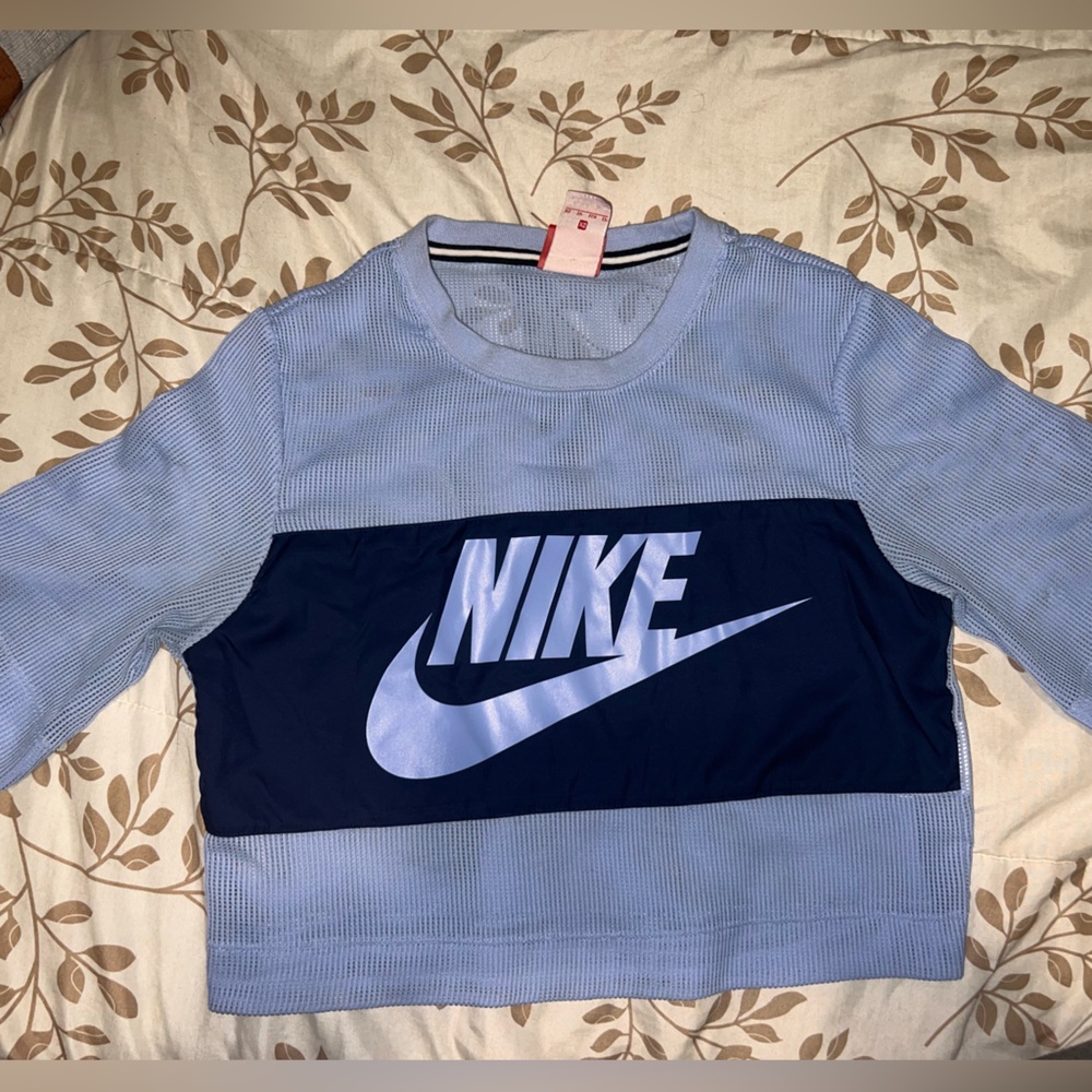 Nike Mesh Top